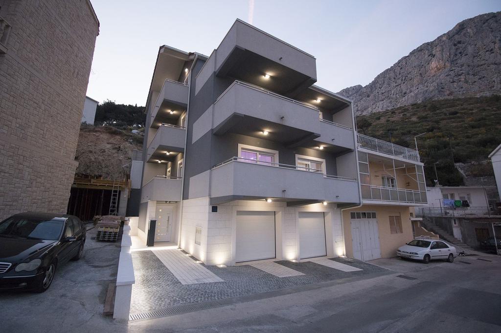 Lct Apartment Laura Omiš Exteriér fotografie