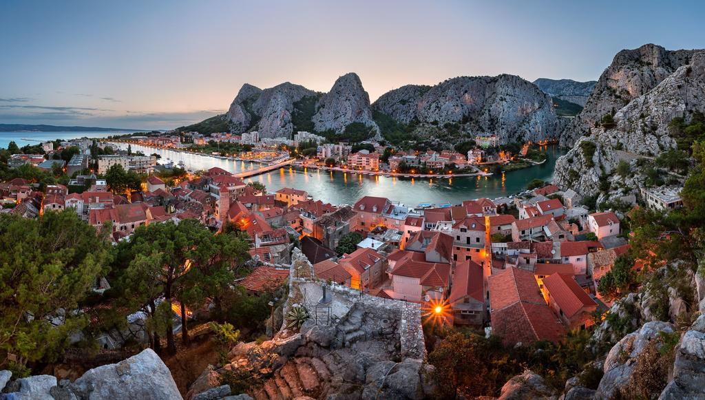 Lct Apartment Laura Omiš Exteriér fotografie