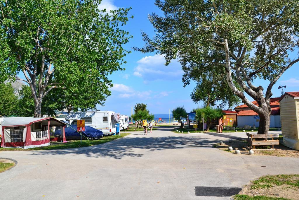 Lct Apartment Laura Omiš Exteriér fotografie