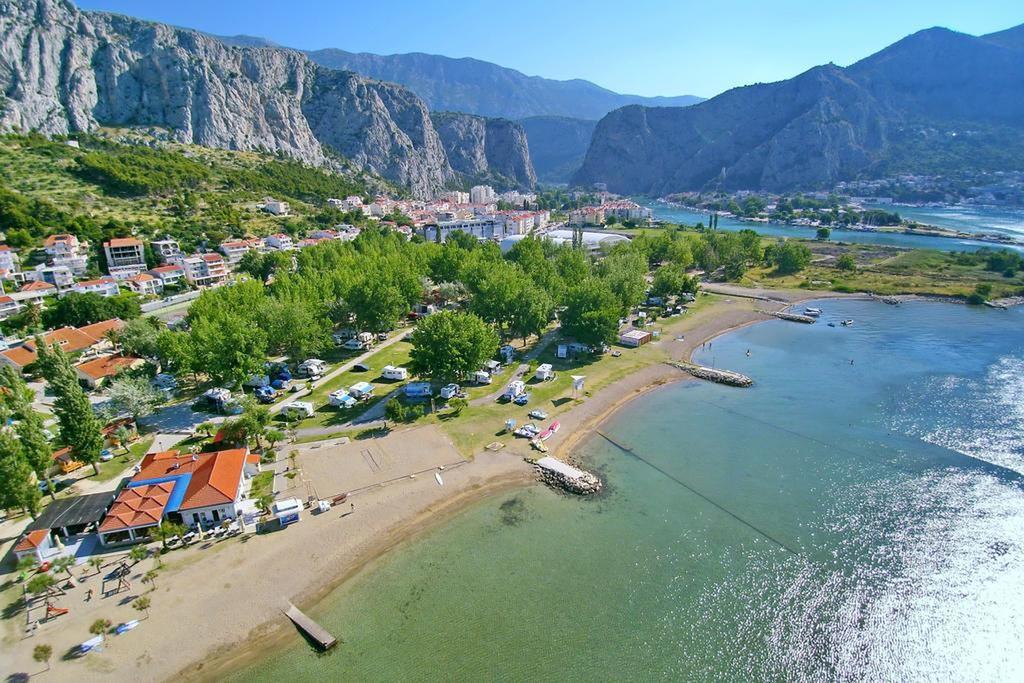 Lct Apartment Laura Omiš Exteriér fotografie